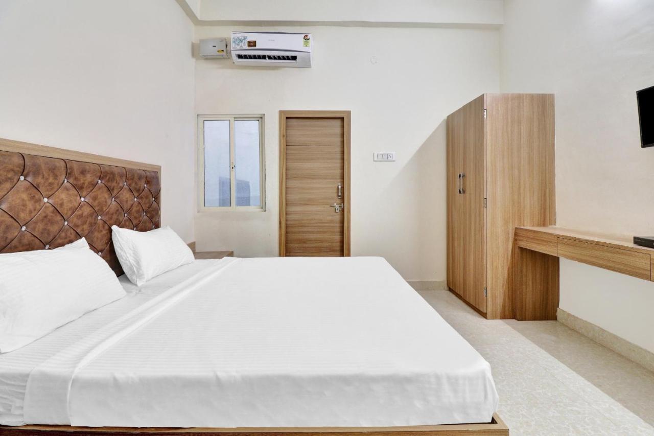 Collection O Pearl Inn Guest House Gválijar Exteriér fotografie