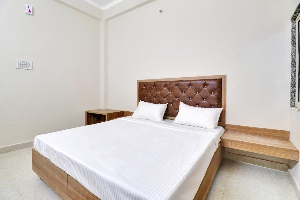 Collection O Pearl Inn Guest House Gválijar Exteriér fotografie